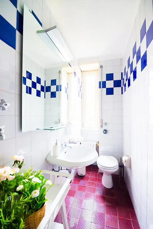 Vincent Apartment Milan