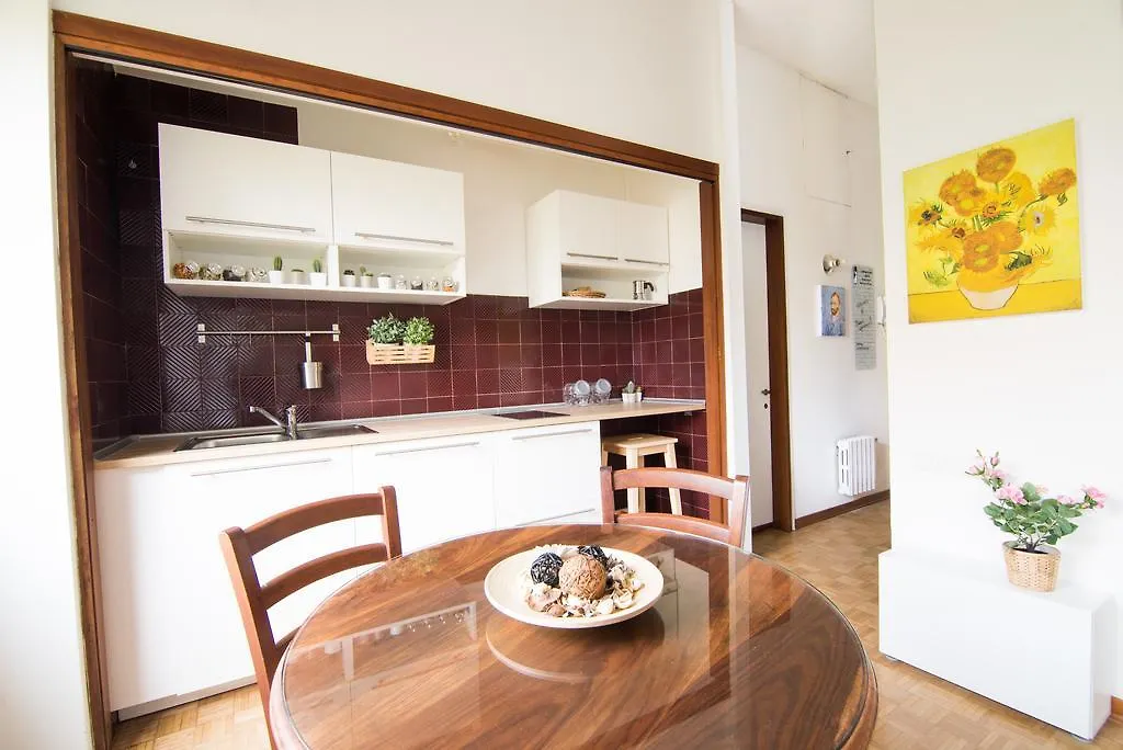 Vincent Apartment Milan